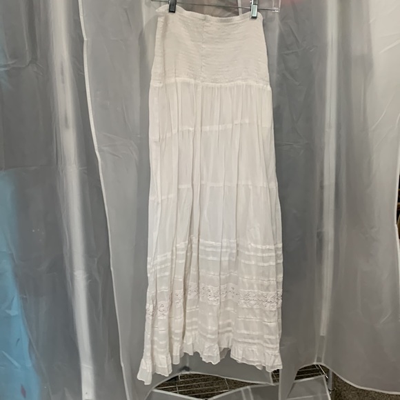 Layered Cotton Skirt w/Lace detail - Picture 2 of 3